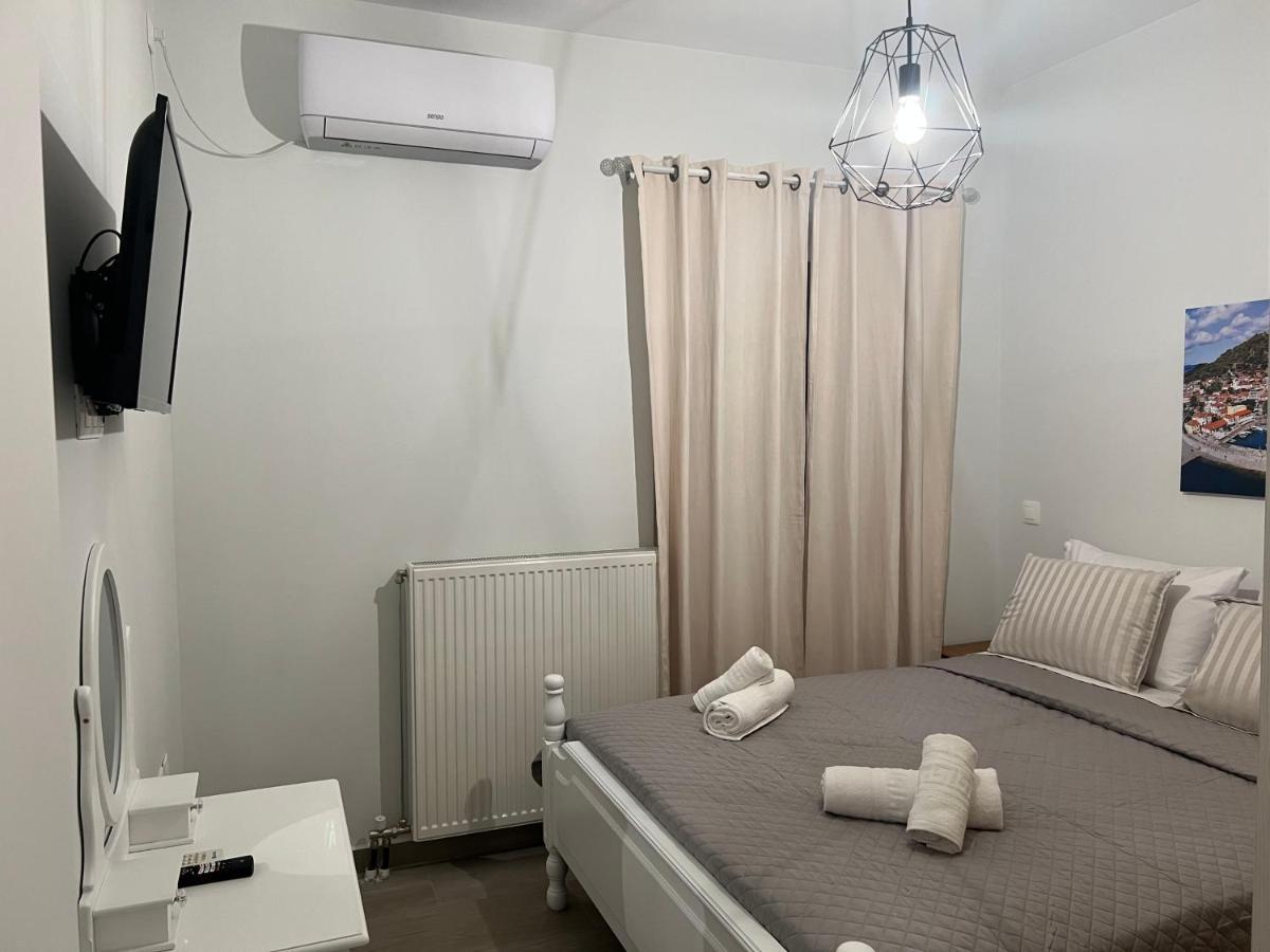 Όμορφη Μονοκατοικία Με 2 Υπνοδωμάτια Και Τζάκι Nafpaktos Exterior foto